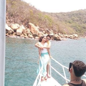 Meet your Posher, Victor manuel